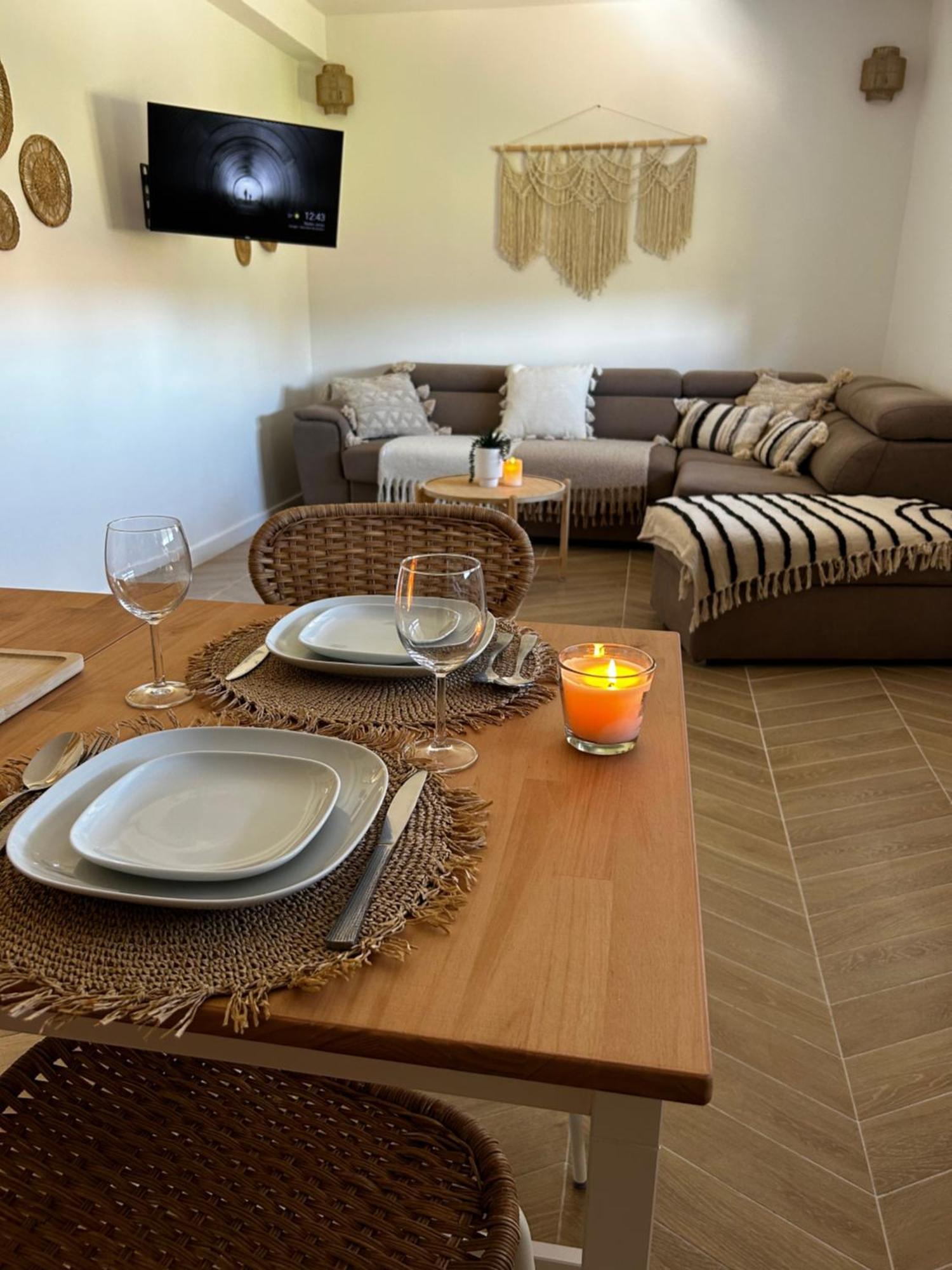 Le Namaste Apartment Ла Сиота Екстериор снимка
